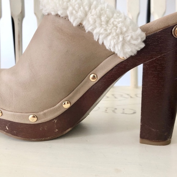 Juicy Couture, Anora, Taupe, Mule, Clogs, Slip Ons, Size 6.5, Medium - Picture 16 of 16